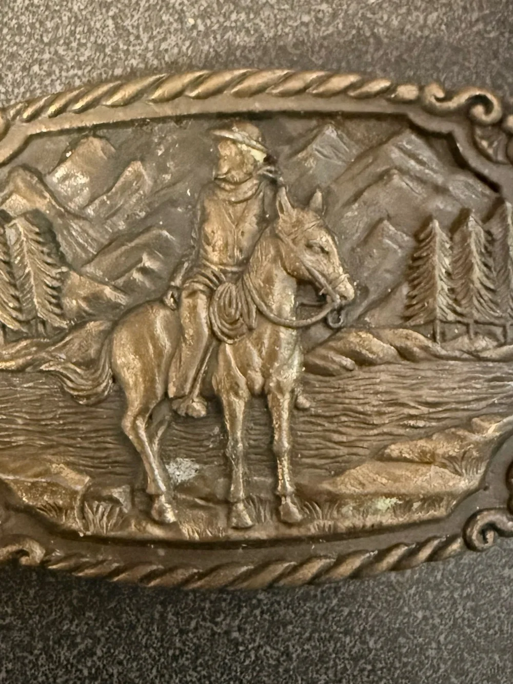 Men's Western Cowboy Horse Embossed Belt Buckle - Bronze Tone